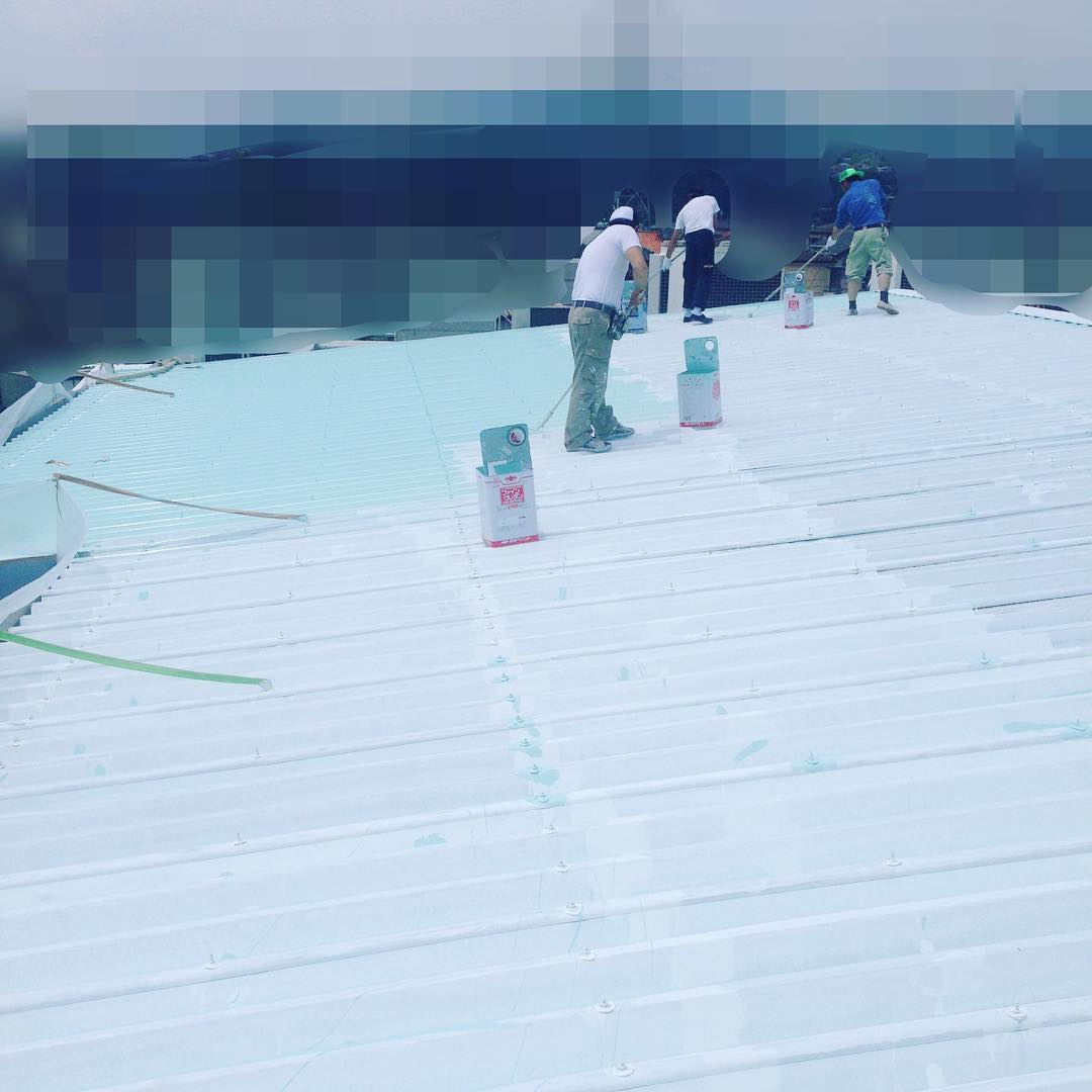 折板の屋根塗装